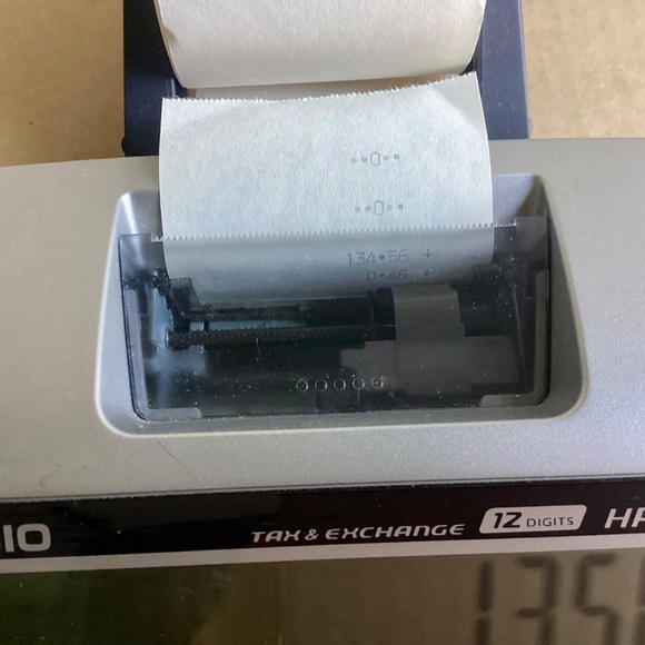 Casio HR-100TM Plus Mini Desktop Printing Calculator Battery Powered 12 Digit - Picture 4 of 6